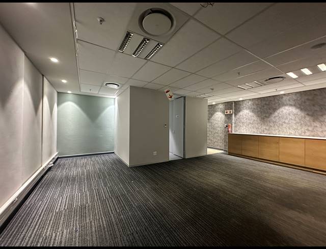 120M² OFFICE TO LET IN CENTURION CENTRAL